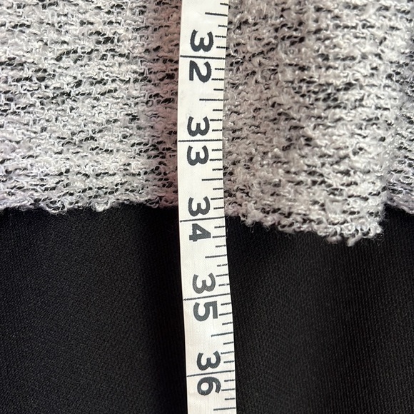 BCBGeneration stretch sweater dress. - Picture 9 of 11